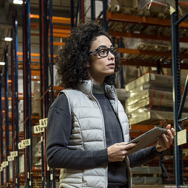 KICK Blue light filtering safety glasses Bollé Safety