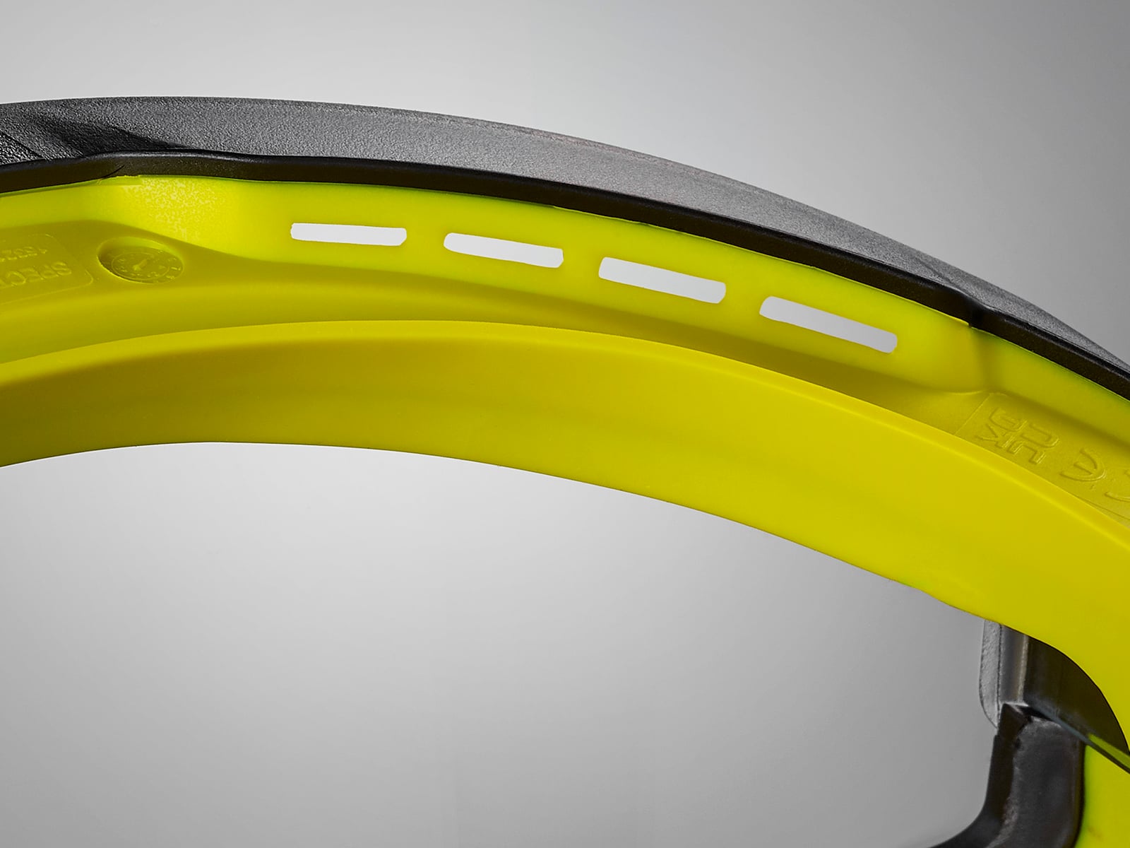VENTED
        FRAME